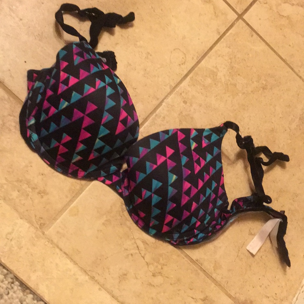 Pink VS bra